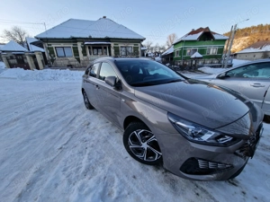 Hyundai i30 Combi 1.5 Benzină Mild Hybrid   2021   Unic proprietar - imagine 2