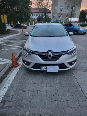 Vand Renault Megan hatchback  - imagine 6