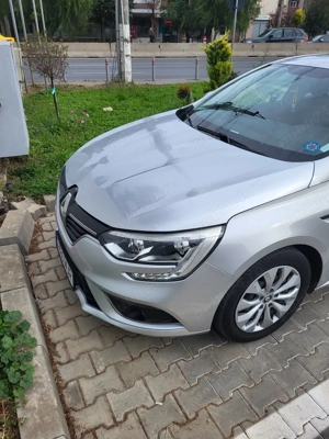 Vand Renault Megan hatchback  - imagine 3