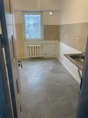 Inchiriez ap 2 camere ,La FAR ,CONSTANTA, nemobilat,neutilat! - imagine 4