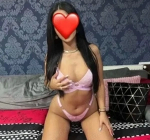 Bună sunt Deea! Și vreau să ți îndeplinesc orice placere