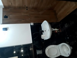 Vând apartament 2 camere Aleea Rogerius Oradea, bl E - imagine 2