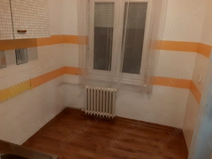Vând apartament 2 camere Aleea Rogerius Oradea, bl E - imagine 4