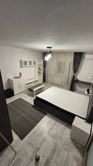 Garsonieră spațioasă de închiriat Constantin Brâncoveanu