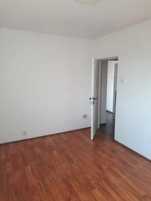 Apartament 3 camere Decomandat 