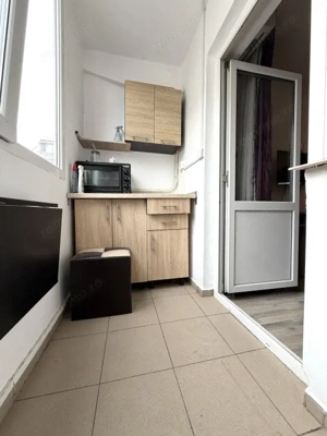 Garsonieră 21mp, etaj 1, renovata complet,balcon cu bucătărie-Buziasului - imagine 5