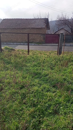 Teren intravilan 2000mp - imagine 2