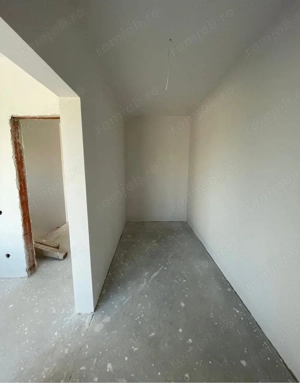 Execut finisaje interioare si exterioare . - imagine 4