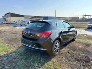 Opel Astra J 1,4 I - imagine 4