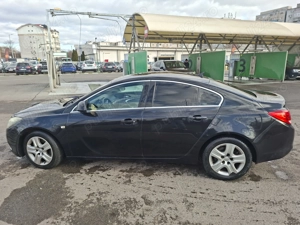 Opel insignia - imagine 8