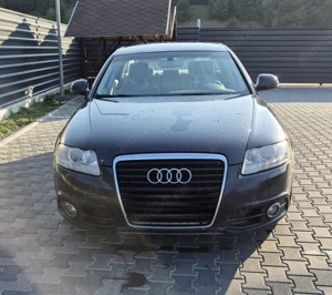 Se vinde AUDI A6 C6 4F facelift 2.0 TDI 2010