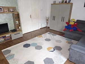 Lipovei- casa individuala complet renovata, 5 camere, centrala termica, teren generos