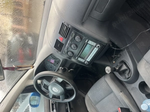 Volkswagen turan - imagine 4