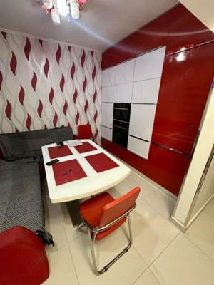 Apartament 3 camere de vânzare, Nufărul, Oradea - imagine 2