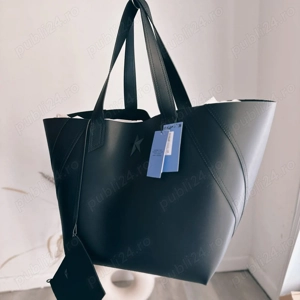 Vând Poșeta de piele Thiery Mugler&hm