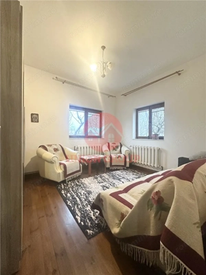 Casa Spatioasa cu Teren de 1000 mp | Poiana - imagine 10