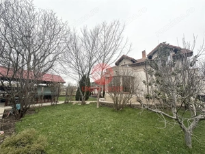 Casa Spatioasa cu Teren de 1000 mp | Poiana - imagine 14