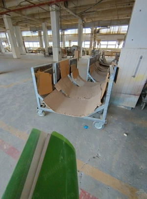 Carucioare pentru manipulare marfa (pret redus)