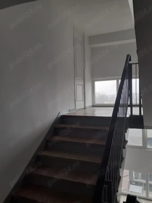 Zugrăvire profesională de scări de bloc 