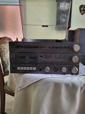 pikap cu radio Universum