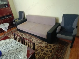 Vînd urgent canapea extensibilă cu fotolii 