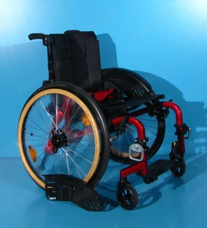 Scaun cu rotile activ din aluminiu -Meyra - imagine 3