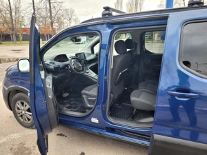 Peugeot Rifter ALLURE 1,5 BlueHDI 130 Cp EAT8 N1 - imagine 9