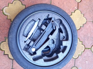 Vand roată rezerva smart for four.