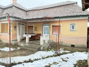 Casa de vânzare  - imagine 2