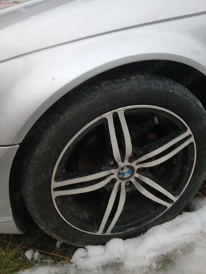 vând set 4 jenti Bmw  se potrives la mai multe modele de Bmw, sunt pe 17 