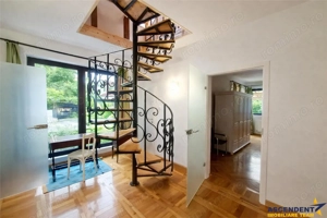 In Vintage style, cu acces auto in curte proprie,  zona Star  - Centrul Istoric, Brasov