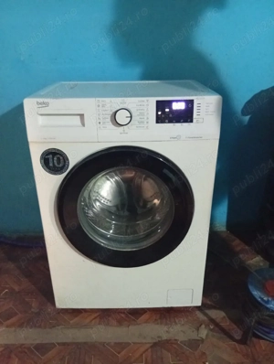 vând mașină de spălat Beko