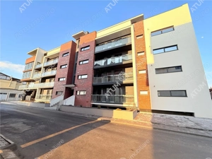 Apartament la cheie 3 camere loc parcare subteran si boxa zona Central