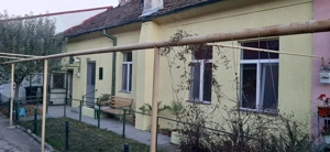 Apartament 48mp + beci 48 mp in curte comuna Timisoara - imagine 2