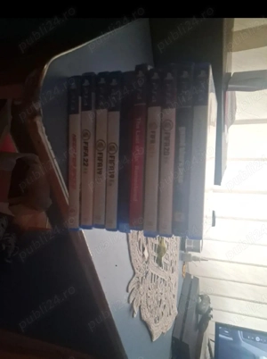 Vând Ps4 +jocuri două manete - imagine 3