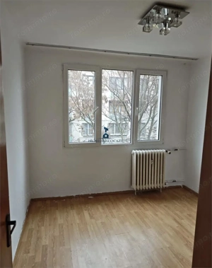 Apartament 3 Camere Semidecomandat Emil Racovita - imagine 9