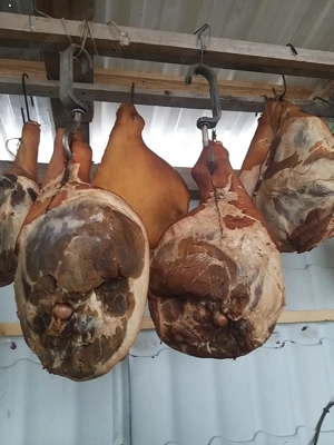 Soanca de porc de casa 