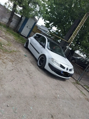 Vând Renault Megane 2 - imagine 3