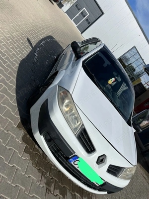 Vând Renault Megane 2 - imagine 2