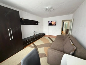 Apartament 2 camere de inchiriat, decomandat, zona Torontal