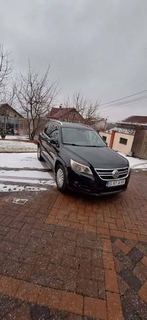 Volskwagen Tiguan 2.0 TDI 2009 4x4 - imagine 3