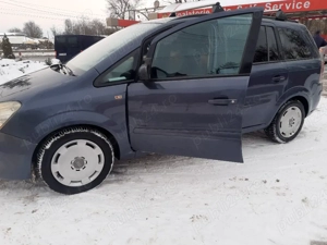 Vand Opel Zafira B din anul 2008 prim proprietar  - imagine 5