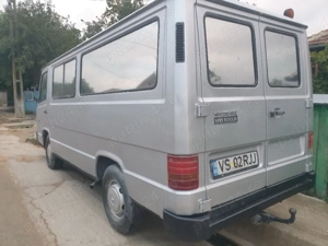 Mercedes Benz MB 100s