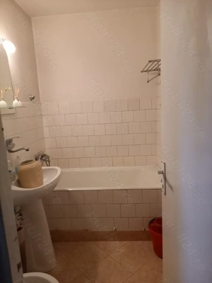 De vanzare apartament 3 camere  - imagine 7