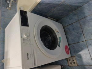 Mașina de spălat rufe