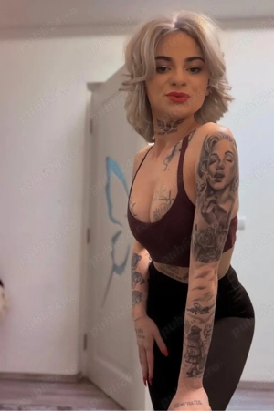 Show-uri Web Private   Detalii WhatsApp