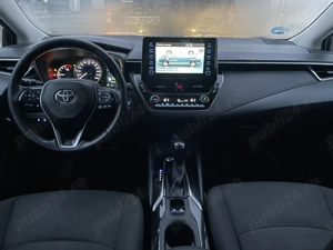 Toyota Corolla hibrid 2022 - imagine 4