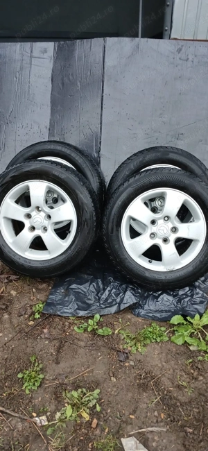vand jante  cu anvelope mazda  - imagine 3