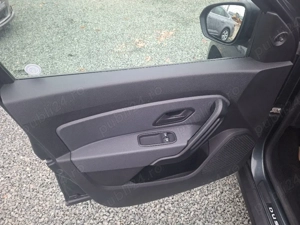 Dacia Duster motor 1500 110 cp diesel fara ad blue - imagine 6