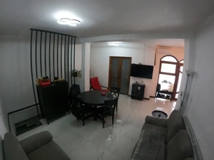 Casă de Vis de Vânzare – Eleganță și Confort zona centrala - imagine 6